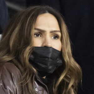 Vitaa et son mari Hicham Bendaoud - People au match de Ligue 1 Uber Eats "PSG contre Monaco (2-0)" au Parc des Princes à Paris le 12 décembre 2021. © Cyril Moreau/Bestimage 