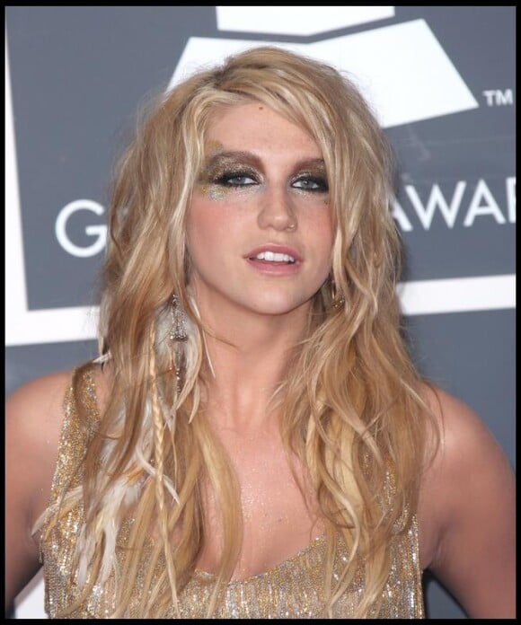 La chanteuse Ke$ha, qui taclait récemment Britney Spears et Justin Bieber, vient de présenter ses excuses.