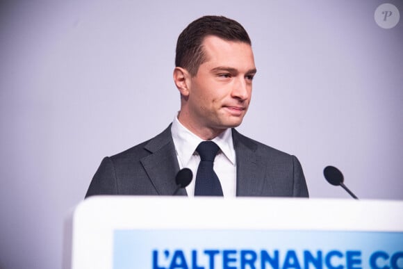 Jordan Bardella - J.Bardella détaille son programme lors de sa conférence de presse à Paris, dans le cadre des élections législatives, le 24 juin 2024. © Baptiste Autissier / Panoramic / Bestimage 