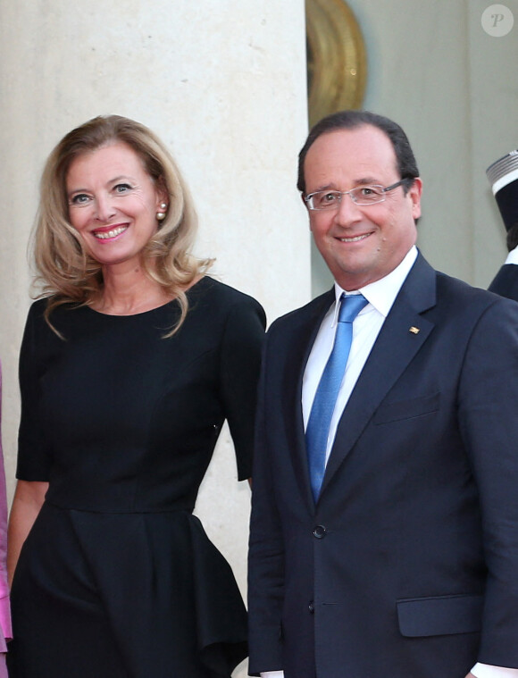 Francois Hollande et Valerie Trierweiler - Diner en l'honneur de Mr Joachim Gauck president federal d'Allemagne au palais de l'Elysee a Paris le 3 septembre 2013. 