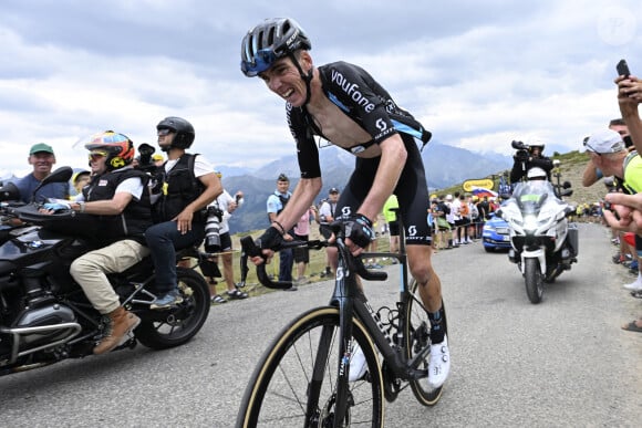 Romain Bardet - 11ème étape du Tour de France 2022 au Col du Granon le 13 juillet 2022. © PhotoNews/Kalut/ Panoramic / Bestimage 