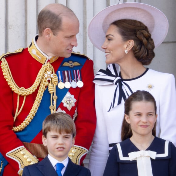 Kate Middleton et le prince William sont à la tête d'une jolie famille. 
Archives : Prince William, Kate Middleton, Louis, George et Charlotte de Cambridge