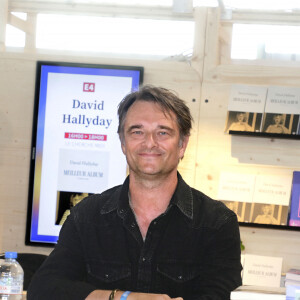 David Hallyday au Festival du Livre de Paris 2024 au Grand Palais Éphémère le 14 avril 2024. © Cédric Perrin / Bestimage 