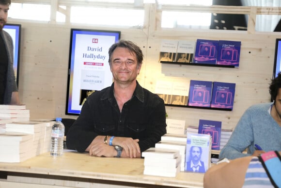 David Hallyday au Festival du Livre de Paris 2024 au Grand Palais Éphémère le 14 avril 2024. © Cédric Perrin / Bestimage 