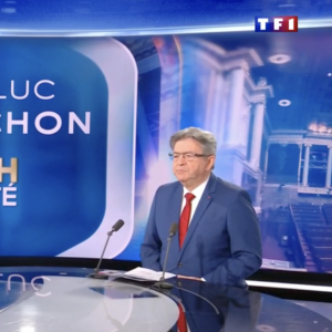 Ou encore : "Et s'il n'y a pas de coalition, s'il n'y a pas de majorité lisible et discernable, qu'est ce qui se passe dimanche soir ?"
Gilles Bouleau a reçu Jean-Luc Mélenchon dans son 20H sur TF1