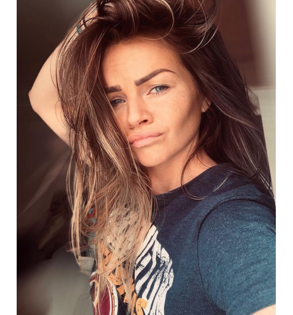 Vanessa, candidate de "Secret Story" en 2009 est en couple et est fiancée. Elle a annoncé cette grande nouvelle le 31 décembre 2020.