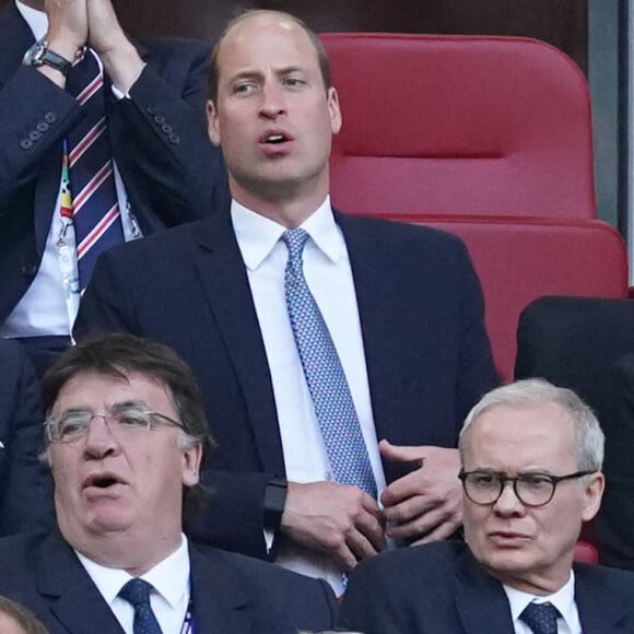 Le prince William, prince de Galles, dans les tribunes du match de l'Euro 2024 "Angleterre - Suisse (1-1 / 5-3 tab)" à Dusseldorf, le 6 juillet 2024. 