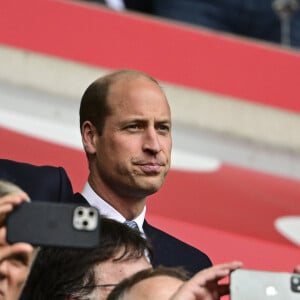 Le prince William, prince de Galles assiste au match de l'Euro 2024 Angleterre / Suisse (1-1 tab 5-3) au stade Esprit Arena à Dusseldorf le 6 juillet 2024. © Imago / Panoramic / Bestimage 