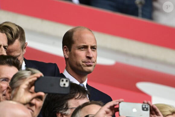 Le prince William, prince de Galles assiste au match de l'Euro 2024 Angleterre / Suisse (1-1 tab 5-3) au stade Esprit Arena à Dusseldorf le 6 juillet 2024. © Imago / Panoramic / Bestimage 