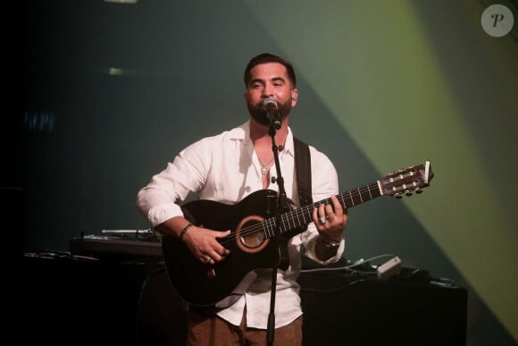 Le chanteur a promis à celle qui partage sa vie d'arrêter de consommer de la drogue et de l'alcool
Exclusif - Kendji Girac - Célébration des 10 ans du centre commercial Beaugrenelle à Paris, France. Le 12 octobre 2023. © Christophe Clovis / Bestimage 