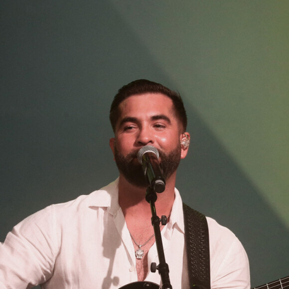 Le chanteur a promis à celle qui partage sa vie d'arrêter de consommer de la drogue et de l'alcool
Exclusif - Kendji Girac - Célébration des 10 ans du centre commercial Beaugrenelle à Paris, France. Le 12 octobre 2023. © Christophe Clovis / Bestimage 
