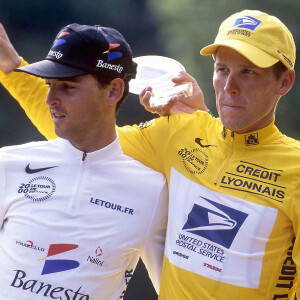 Pour rappel, Lance Armstrong s'est vu retirer ses 7 Tours de France en raison d'infractions à la réglementation antidopage
 
Archives - Francisco Mancebo et Lance Armstrong et Erik Zabel sur le Tour de France.