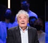 Julie, sa benjamine, est décédée à l'âge de 32 ans. 
Exclusif - Pierre Perret - Enregistrement de l'émission "La boîte à Secrets 9" à Paris, qui sera diffusée le 9 septembre sur France 3. Au cours de la soirée, chaque invité aura une boîte disposée devant lui, de laquelle il extraira un objet revêtant une valeur particulière à ses yeux. Après en avoir livré la signification en plateau, la personnalité verra alors apparaître une surprise dans la boîte géante de l'émission, avec l'intervention de proches. Une émission qui véhicule de belles valeurs, et qui contiendra son lot de larmes et de révélations dans une atmosphère bienveillante. Paris le 08/03/021 © Tiziano Da Silva / Bestimage 