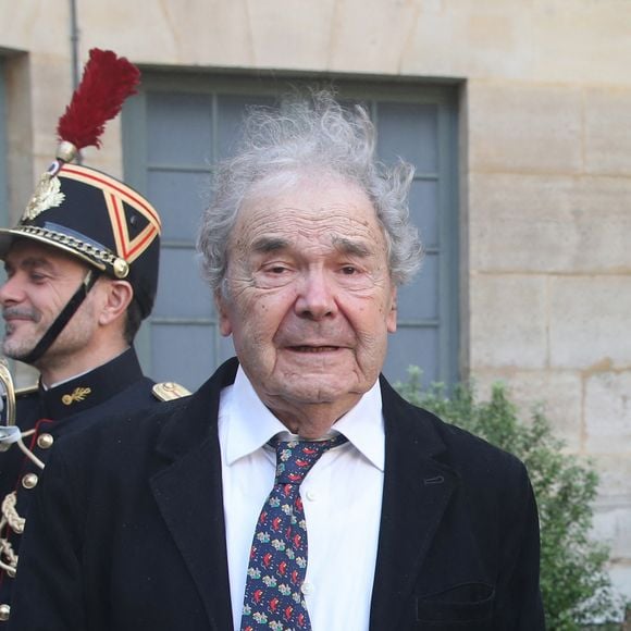 Exclusif - Pierre Perret - Réception de Sylviane Agacinski à l'Académie Française à Paris le 14 Mars 2024. La philosophe Sylviane Agacinski a fait son entrée ce jeudi à l'Académie française. Onzième femme de l'histoire à intégrer l'institution, elle avait été élue en juin 2023. © Bertrand Rindoff / Bestimage