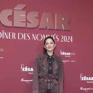 Marion Cotillard au Photocall des participants au dîner des nommés des César 2024 au Fouquet's Paris le 5 février 2024. © Olivier Borde / Bestimage 