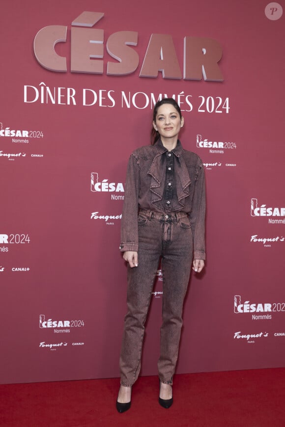 Marion Cotillard au Photocall des participants au dîner des nommés des César 2024 au Fouquet's Paris le 5 février 2024. © Olivier Borde / Bestimage 