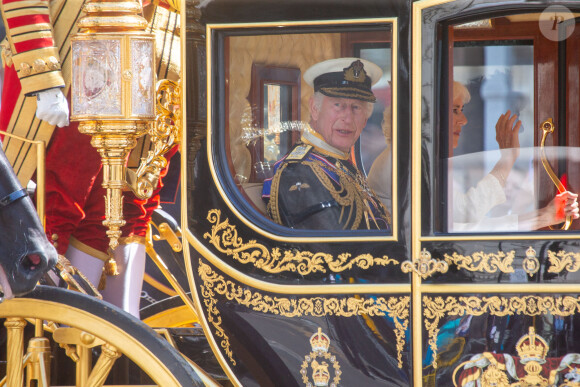 Le roi Charles III d'Angleterre arrive au Palais de Westminster avant l'ouverture officielle du Parlement britannique. Londres, le 17 juillet 2024. 