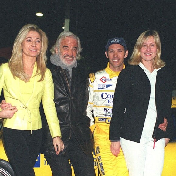 Jean-Paul Belmondo, Natti, Paul et Luana Belmondo - Racing à Paris Viper en 2000