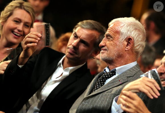 Luana et Paul Belmondo, Jean-Paul Belmondo - Soiree d'ouverture du Grand Lyon Film Festival Lumiere 2013 avec un hommage a Jean-Paul Belmondo et la projection du film "Un singe en hiver" a la Halle Tony Garnier a Lyon le 14 Octobre 2013. 