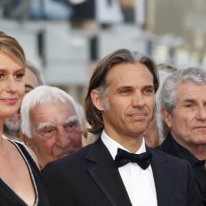 Jean-Pierre Marielle, Paul et Luana Belmondo au 64e festival de Cannes - Montée des marches du film "the Beaver" le 17 mai 2011 © Guillaume Gaffiot/Bestimage