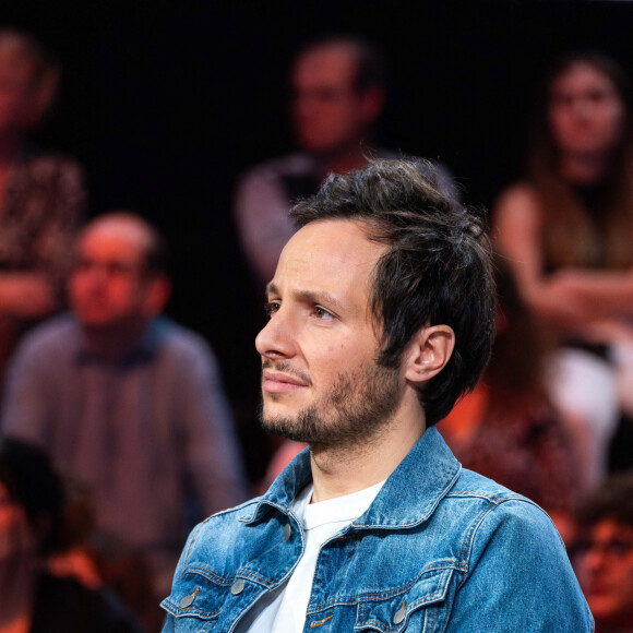 Vianney, Singer-songwriter and guitarist during the Telethon 2023, in Saint Denis, near Paris, France on December 9, 2023. The Telethon is a thirty-hour television marathon broadcast on France Televisions channels. In France, the Telethon is a charity event organized since 1987 by the Association française contre les myopathies (AFM) to fund research into genetic neuromuscular diseases, as well as other rare genetic diseases. Photo by Alexis Jumeau/ABACAPRESS.COM 