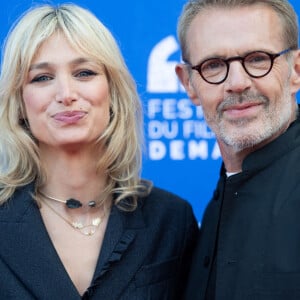 Pauline Lefèvre et Lambert Wilson lors de la cérémonie d'ouverture du Festival du Film de Demain à Vierzon, le 30 mai 2024. Aurore Maréchal/ABACAPRESS.COM