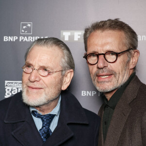 Tcheky Karyo et Lambert Wilson assistent à l'exposition "L'Art De James Cameron - The Art Of James Cameron" à La Cinémathèque le 3 avril 2024 à Paris. Nasser Berzane/ABACAPRESS.COM