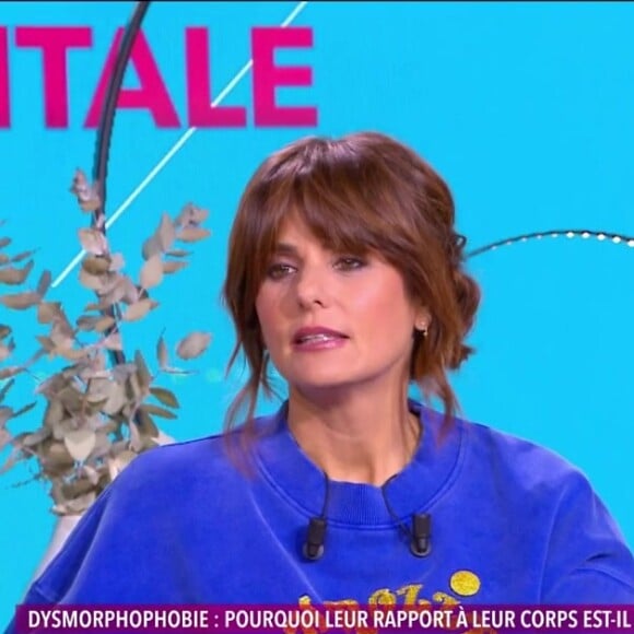 Et ce n'est pas sans conséquence pour Faustine Bollaert...
Faustine Bollaert sur le plateau de "Ça commence aujourd'hui"