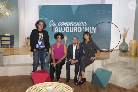 Exclusif - Laurent Karila, Amina Yamgnane, Marc Geiger, Faustine Bollaert - - La nouvelle saison de l'émission "ça commence aujourd'hui" sur France 2. Paris le 1er septembre 2023. © Jack Tribeca / Bestimage