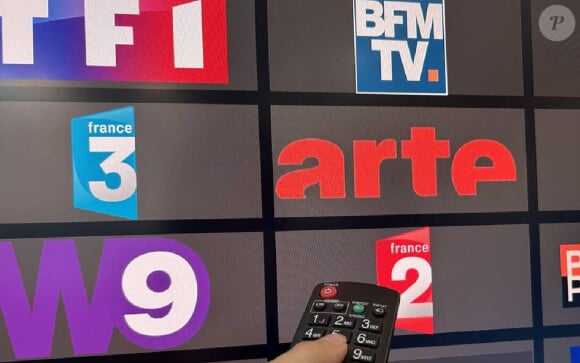 Le mercato télé bat son plein et réserve son lot de surprises
Logos de chaînes de télévision