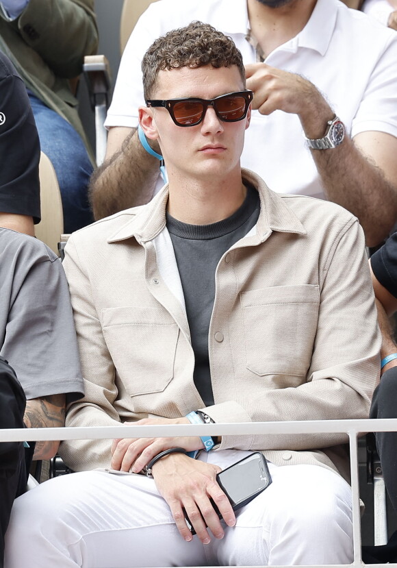 Benjamin Pavard - Célébrités en tribunes des Internationaux de France de tennis de Roland Garros 2023 à Paris le 11 juin 2023. © Jacovides-Moreau/Bestimage