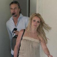 Britney Spears : sa blessure au bras nous inquiète... Mais que nous cache-t-elle ?