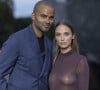 Cela fait quelques mois que Tony Parker file le parfait amour avec sa nouvelle compagne, Agathe Teyssier, une mannequin de 32 ans. 
Tony Parker avec sa compagne Agathe Teyssier lors du photocall du dîner "Prelude pour les JO" à la Fondation Vuitton à Paris, France