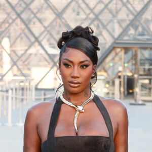 Aya Nakamura - Photocall de la soirée Lancome X Louvre lors de la Fashion week de Paris (PFW), dans la cour du musée du Louvre, à Paris, France, le 26 septembre 2023. © Christophe Clovis/Bestimage