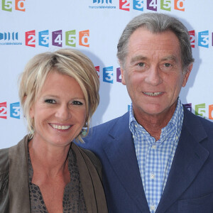 William Leymergie et Sophie Davant ont officialisé leur histoire d'amour
William Leymergie et Sophie Davant arrivent à la conférence de presse annuelle du groupe France Télévisions à Paris. Giancarlo Gorassini/ABACAPRESS.COM