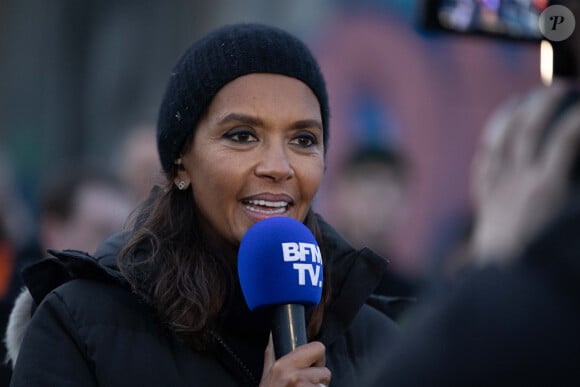 Mais qu'on se rassure, ce jour n'est pas arrivé !
Karine Le Marchand soutient les agriculteurs sur le barrage de l'Autoroute A4 à hauteur de Jossigny en Seine et Marne le 29 Janvier 2024. © Jeremy Melloul - Pierre Perusseau / Bestimage