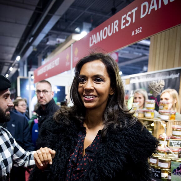 Karine Le Marchand (marraine de la CNDP (Commission nationale du débat public) et animatrice de lémission "L'amour est dans le pré") au 57ème salon International de l'Agriculture au parc des expositions de la porte de Versailles à Paris, France, le 23 février 2020. © Jean-Baptiste Autissier/Panoramic/Bestimage