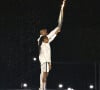 Un moment très fort pour les deux athlètes français

Teddy Riner et Marie-José Pérec les derniers relayeurs de la flamme Olympiques au chaudron attaché à un ballon géant lors de la cérémonie d'ouverture des Jeux Olympiques (JO) de Paris 2024, à Paris, France, le 26 juillet 2024. © Michael Baucher /Panoramic/Bestimage