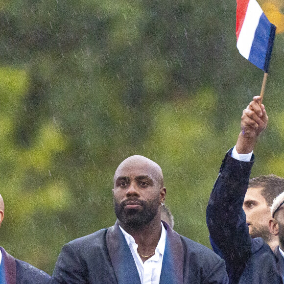 Teddy Riner avec les athlètes français - Les délégations sur la seine pour la cérémonie d'ouverture des Jeux Olympiques (JO) de Paris 2024, à Paris, France, le 26 juillet 2024. Jacovides-Perusseau/Bestimage