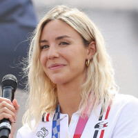 JO de Paris : Le triathlon en or avec Cassandre Beaugrand, la championne est en couple avec un célèbre athlète britannique