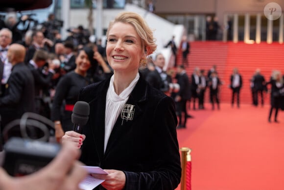 Sacha a d'abord pointé le bout de son nez le 27 août 2013
Rendez-vous avec Louise Ekland sur le tapis rouge de la montée des marches du film "Kaibutsu (Monster)" lors du 76ème Festival International du Film de Cannes le 17 mai 2023. © Olivier Borde / Bestimage