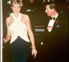 Une idylle passionnelle qui causera le chagrin de Diana Spencer qui fut l'épouse du roi Charles III. 
Archives - La princesse Diana avec le prince Charles au Royal Opera House.