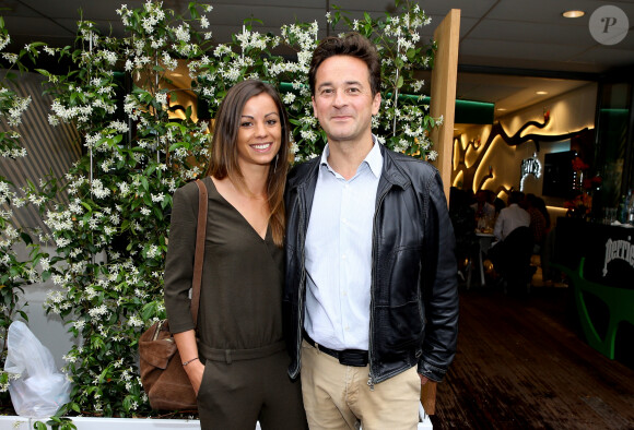 Nathanaël de Rincquesen et sa compagne Caroline au village lors des internationaux de France de tennis de Roland Garros, Jour 3, à Paris le 29 mai 2018. © Dominique Jacovides / Cyril Moreau / Bestimage