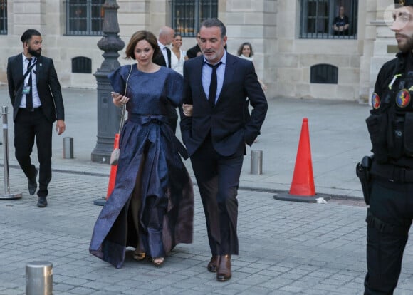 Exclusif - Jean Dujardin et sa femme Nathalie Péchalat arrivent à la cérémonie " 2023 Laureus World Sports Awards" à Paris le 8 mai 2023.