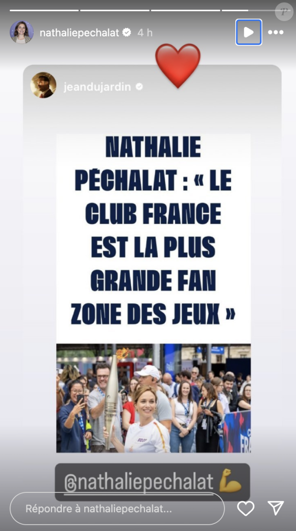 Sur une seconde capture d'écran, l'acteur a, cette fois-ci, posté un émoji bras musclé pour exprimer son admiration pour le travail colossal fourni par la maman de ses deux filles. 
Jean Dujardin est un soutien de taille pour Nathalie Péchalat, son épouse.