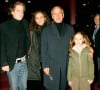 Papa de trois enfants, Axelle, Fabrice et Mathilde, il avait confié ses regrets de ne pas avoir été toujours présent pour eux. 
Patrice Laffont, sa femme et sa fille et son neveu - Exclusif - Spectacle d'Axelle Laffont à l'Olympia de Paris