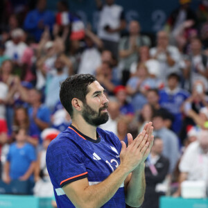 Ce match pour lequel le handballeur avait tant d'espoirs se conclut par un douloureux échec. 
Nikola Karabatic lors du match de handball qui a opposé la France à l'Allemagne lors des quarts de final durant les Jeux Olympiques 2024 au Stade Pierre Mauroy, le 7 août 2024. © Laurent Sanson/Panoramic/Bestimage