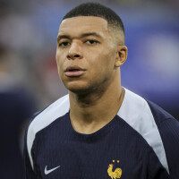 Kylian Mbappé totalement muet pendant les JO de Paris 2024 : un silence qui interroge et irrite les Français