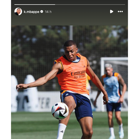 Une attitude qui déçoit de nombreux Français, d'autant que Kylian Mbappé publie des photos de son entraînement avec le Real Madrid
