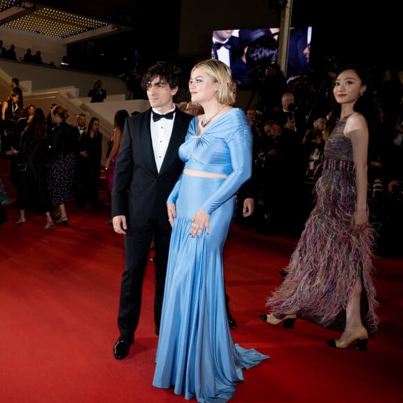 Florian Rossi et sa compagne Louane Emera - Montée des marches du film " The Idol " lors du 76ème Festival International du Film de Cannes, au Palais des Festivals à Cannes. Le 22 mai 2023 © Jacovides-Moreau / Bestimage 